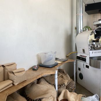 Stereoscope - Interior - Coffee Roasteries Near Me - Newport Beach, California Stereoscope - Interior - Coffee Roasteries Near Me - Newport Beach, California