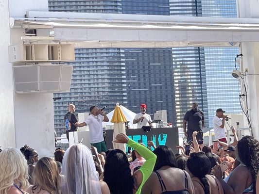 Drai's Beachclub & Nightclub by null