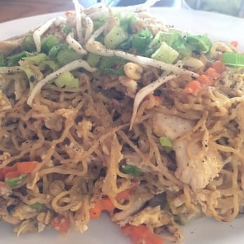 Yummy Thai Restaurant - Chefs special with chicken - Thai Near Me - Fort Wayne, Indiana Yummy Thai Restaurant - Chefs special with chicken - Thai Near Me - Fort Wayne, Indiana