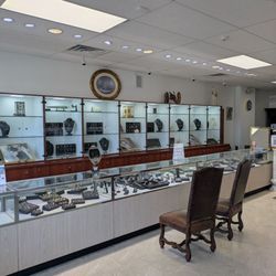 Gerald’s jewelers 2 - Inside the store