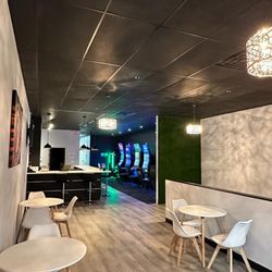 Summer Gaming Cafe