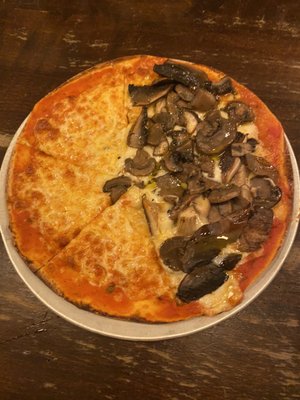Gruppo NYC Thin Crust Pizza by null