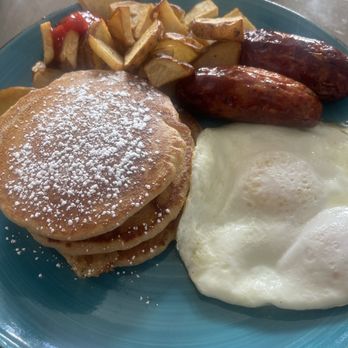 Main Kitchen Cafe - Delicious - New American Near Me - Granada Hills, California