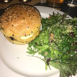 Albeerta Burger