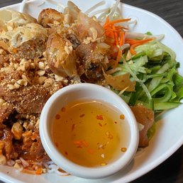 Bun Spicy Pork