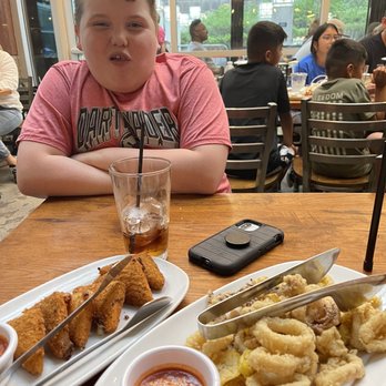 Giordano's - Calamari and cheese sticks. So good. - Pizza Near Me - Chicago, Illinois