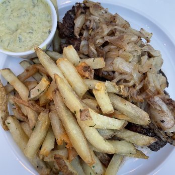 Auberge - Steak frites - Breakfast & Brunch Near Me - Zionsville, Indiana Auberge - Steak frites - Breakfast & Brunch Near Me - Zionsville, Indiana