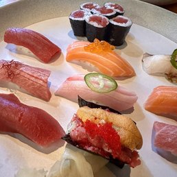 Sushi Deluxe Entree Sushi Deluxe Entree