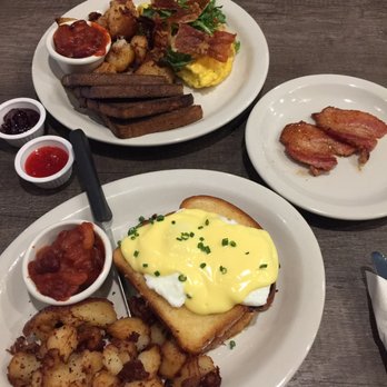Dunlop Street Diner - DSD Eggs Benny Pork belly bacon Meat lovers omelette - Diners Near Me - Barrie, Ontario Dunlop Street Diner - DSD Eggs Benny Pork belly bacon Meat lovers omelette - Diners Near Me - Barrie, Ontario
