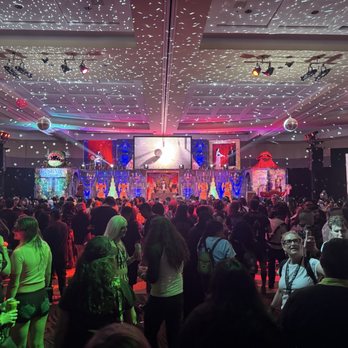 Midsummer Scream - Festivals Near Me - Long Beach, California Midsummer Scream - Festivals Near Me - Long Beach, California