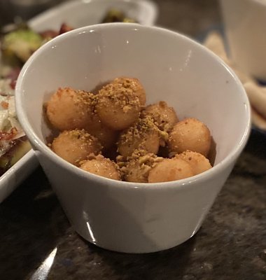 The Lazy Goat by null