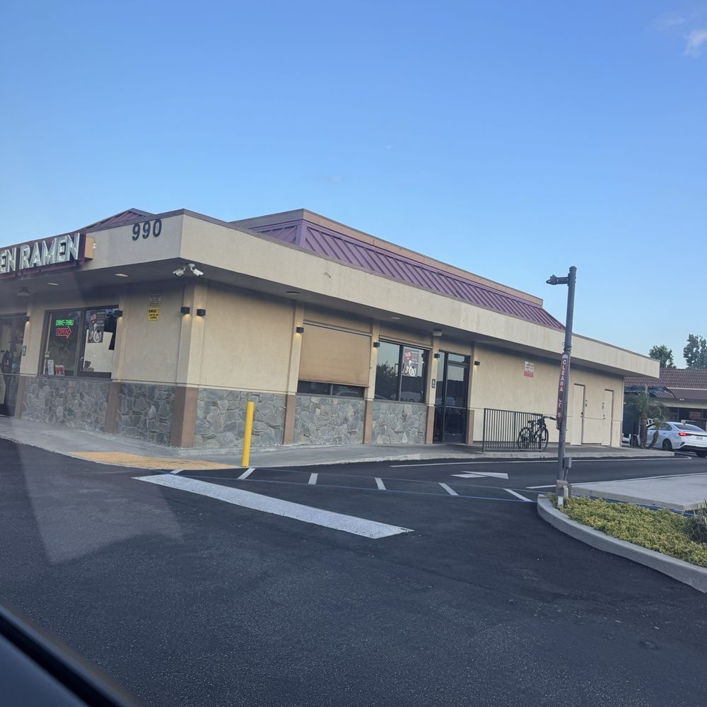 Rakuten Ramen - Drive thru! - Ramen Near Me - Azusa, California