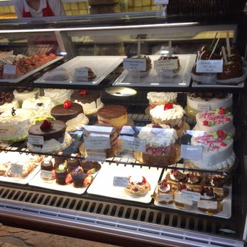 Chicago Pastry - Bakeries Near Me - Bloomingdale, Illinois