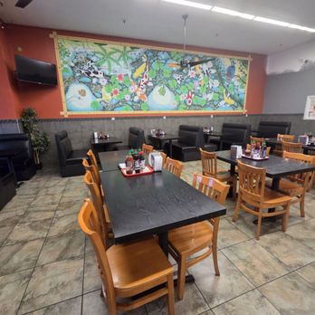 Pho 75-2 Oriental Restaurant - Clean tables - Vietnamese Near Me - Fresno, California Pho 75-2 Oriental Restaurant - Clean tables - Vietnamese Near Me - Fresno, California