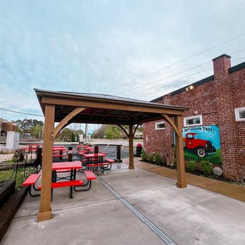 S&S Destination - S&S Outdoor Seating - Breakfast & Brunch Near Me - Chapin, South Carolina