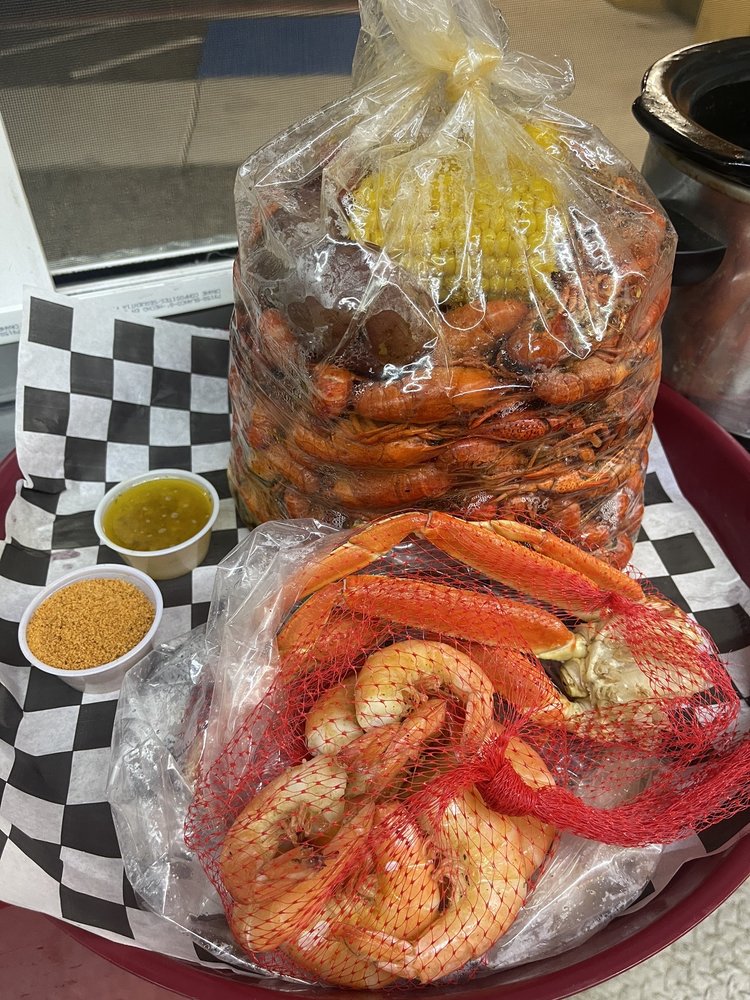 RGV Crawfish Shack Logo