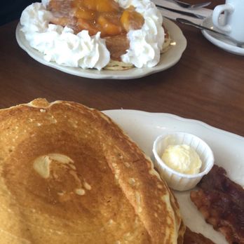 Millie's Pancake Shoppe - Super Treat Breakfast and French Pancakes with Fruit Topping & Whipped Cream - Breakfast & Brunch Near Me - Addison, Illinois Millie's Pancake Shoppe - Super Treat Breakfast and French Pancakes with Fruit Topping & Whipped Cream - Breakfast & Brunch Near Me - Addison, Illinois