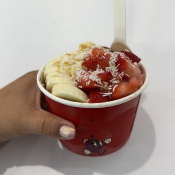 Bomberry - Bomberry Classic Bowl - Acai Bowls Near Me - Walnut, California Bomberry - Bomberry Classic Bowl - Acai Bowls Near Me - Walnut, California