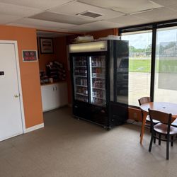 West Memphis Donuts - interior of joint