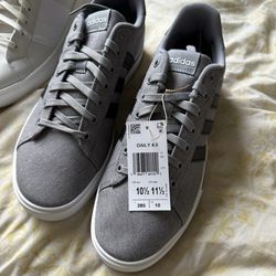 Off Broadway Shoe Warehouse - Adidas Casual