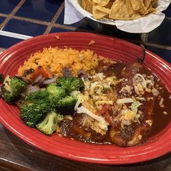 Los Cocos Mexican Restaurant - Create your own: Tamale, Chile rellanos, rice, vegetables