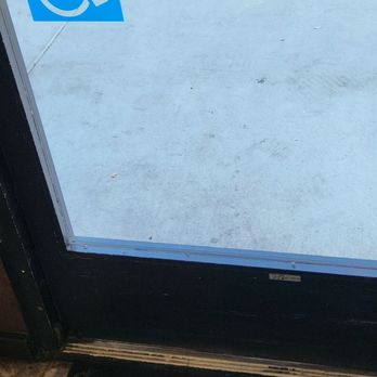 Eat Fantastic - flies congregating at the door, yall need to address this health issue and quick - Burgers Near Me - Long Beach, California Eat Fantastic - flies congregating at the door, yall need to address this health issue and quick - Burgers Near Me - Long Beach, California