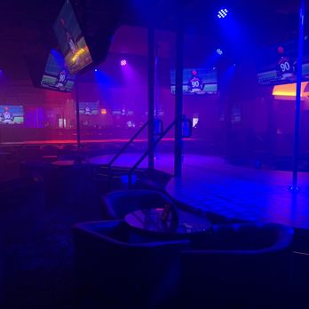 Bucks - The amazing space ! - Strip Clubs Near Me - Houston, Texas
