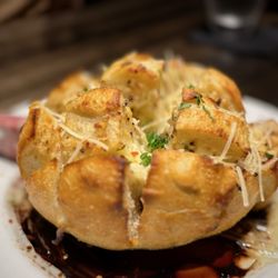 Q1227 Restaurant - Garlic cheese loaf