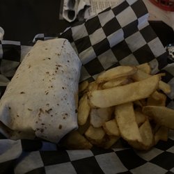 Pirates Of Ponderosa - Chicken wrap