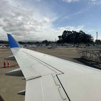 Arcata-Eureka Airport - ACV - Airports Near Me - McKinleyville, California Arcata-Eureka Airport - ACV - Airports Near Me - McKinleyville, California
