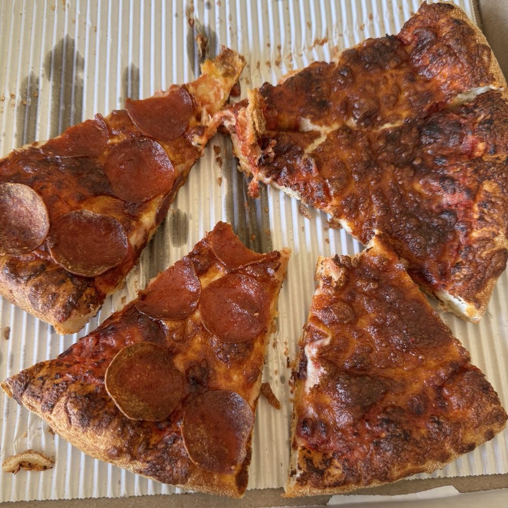 Burnt pizza Burnt pizza