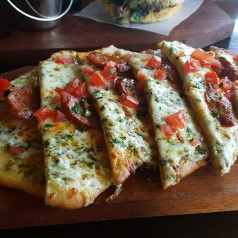 Common Theory - "Daygo" flatbread with sausage add on. - Gastropubs Near Me - San Diego, California