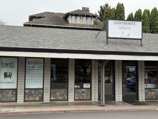 Hawthorne Liquor Store by null