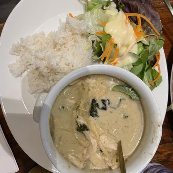 Golden Spoon - Green Curry - Thai Near Me - Manteca, California Golden Spoon - Green Curry - Thai Near Me - Manteca, California