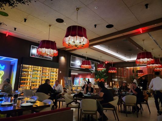 Serafina Downtown Miami | Italian Restaurant & Wine Bar by null