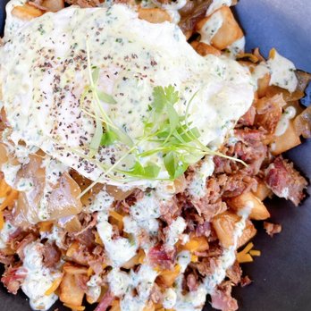 Leeland House - Brisket Hash - Breakfast & Brunch Near Me - Houston, Texas