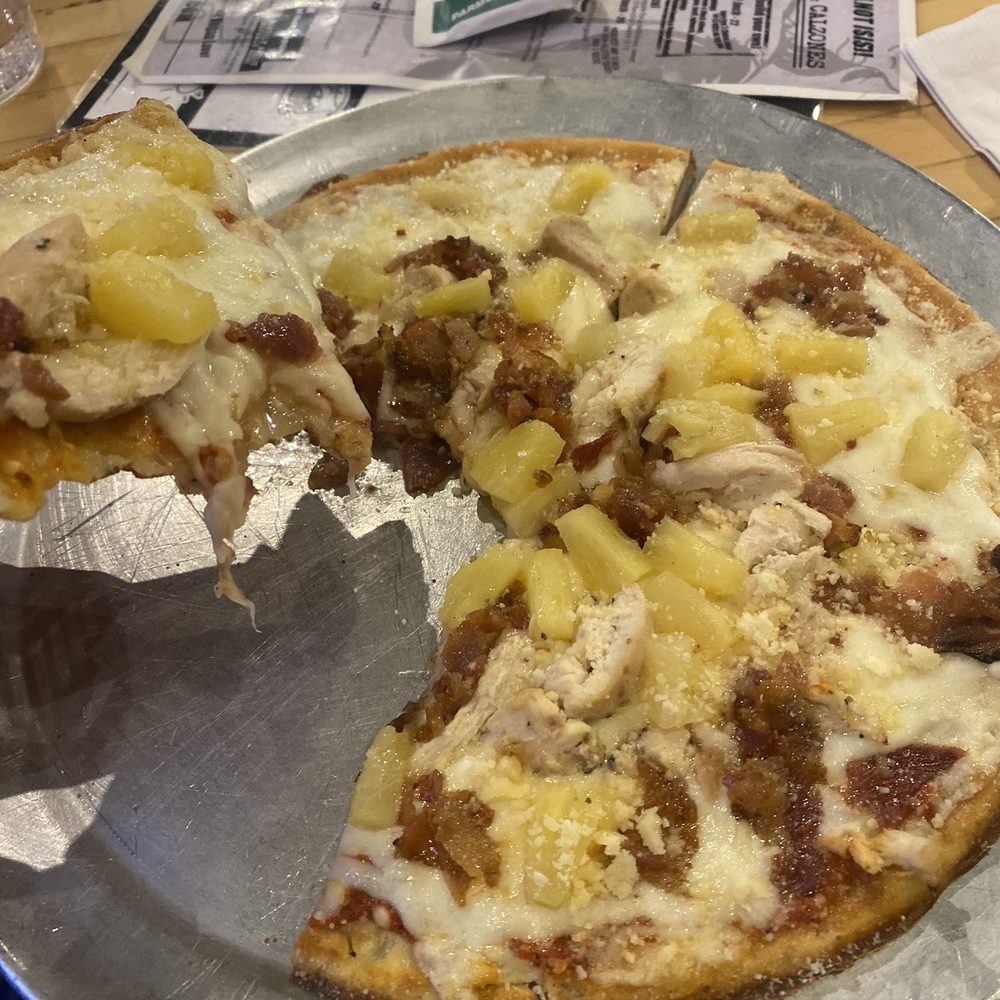 Lopiez - Gluten free pizza was amazing!!! - Pizza Near Me - Davenport, Iowa Lopiez - Gluten free pizza was amazing!!! - Pizza Near Me - Davenport, Iowa