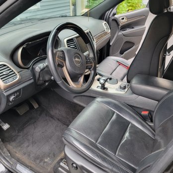Worcester County Mobile Detail - Before the reset. Dirty leather is shiny leather. - Auto Detailing Near Me Worcester County Mobile Detail - Before the reset. Dirty leather is shiny leather. - Auto Detailing Near Me