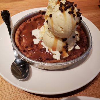 BJ's Restaurant & Brewhouse - Pizza Near Me - Plano, Texas
