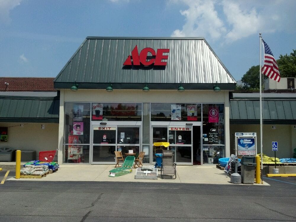 HOPKINS’ ACE HARDWARE Updated October 2024 325 S Calumet Rd