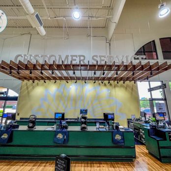 Sunflower Shoppe - Customer Service and Check Out - Health Markets Near Me - Colleyville, Texas