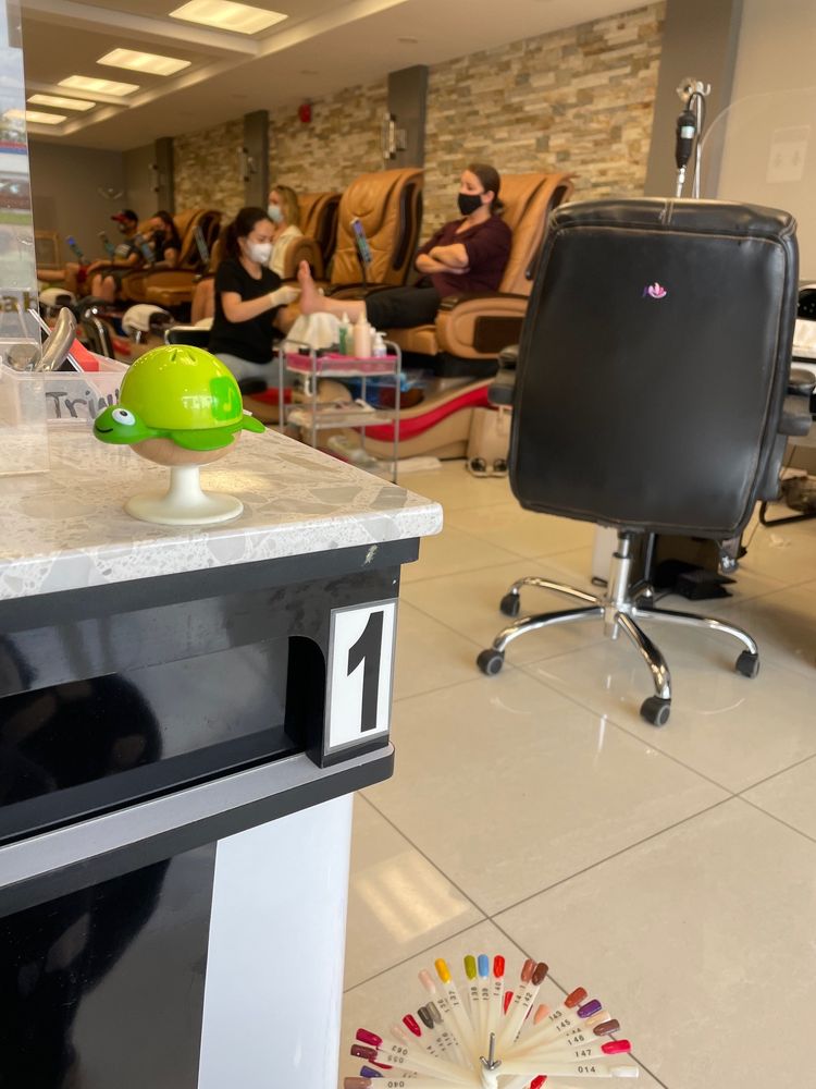 DR NAILS Updated October 2024 16 Photos 871 Victoria Street N