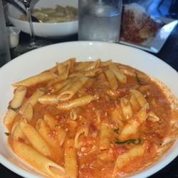 La Spaghett - Penne with lemon vodka sauce