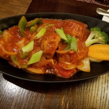 Himalayan Yak - Yak chili momo - Himalayan/Nepalese Near Me - Jackson Heights, New York