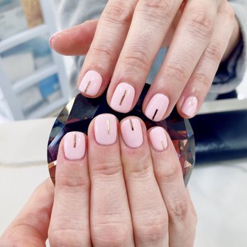 iPolish - Nude nails with rose gold foil accents!! - Nail Salons Near Me - San Diego, California iPolish - Nude nails with rose gold foil accents!! - Nail Salons Near Me - San Diego, California