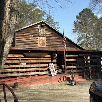 Roys Country Corral - Barbeque Near Me - Lumberton, North Carolina