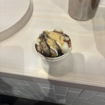 Indigo Cow - Ice Cream & Frozen Yogurt Near Me - Los Angeles, California