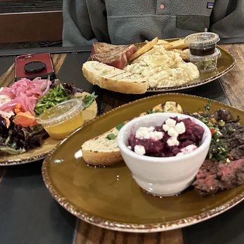 Urban Plates - Salad, beet salad w goat cheese, chimichurri steak and seared ahi with mashed potatoes - Salad Near Me - Irvine, California