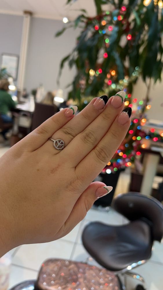 AA Nails and Spa Image
