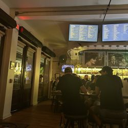 Mac's Place